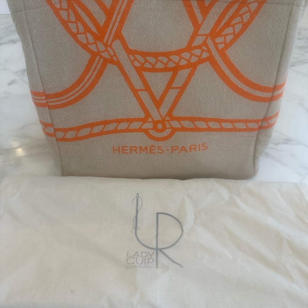 Hermes Tote Bag in Orange and Tan